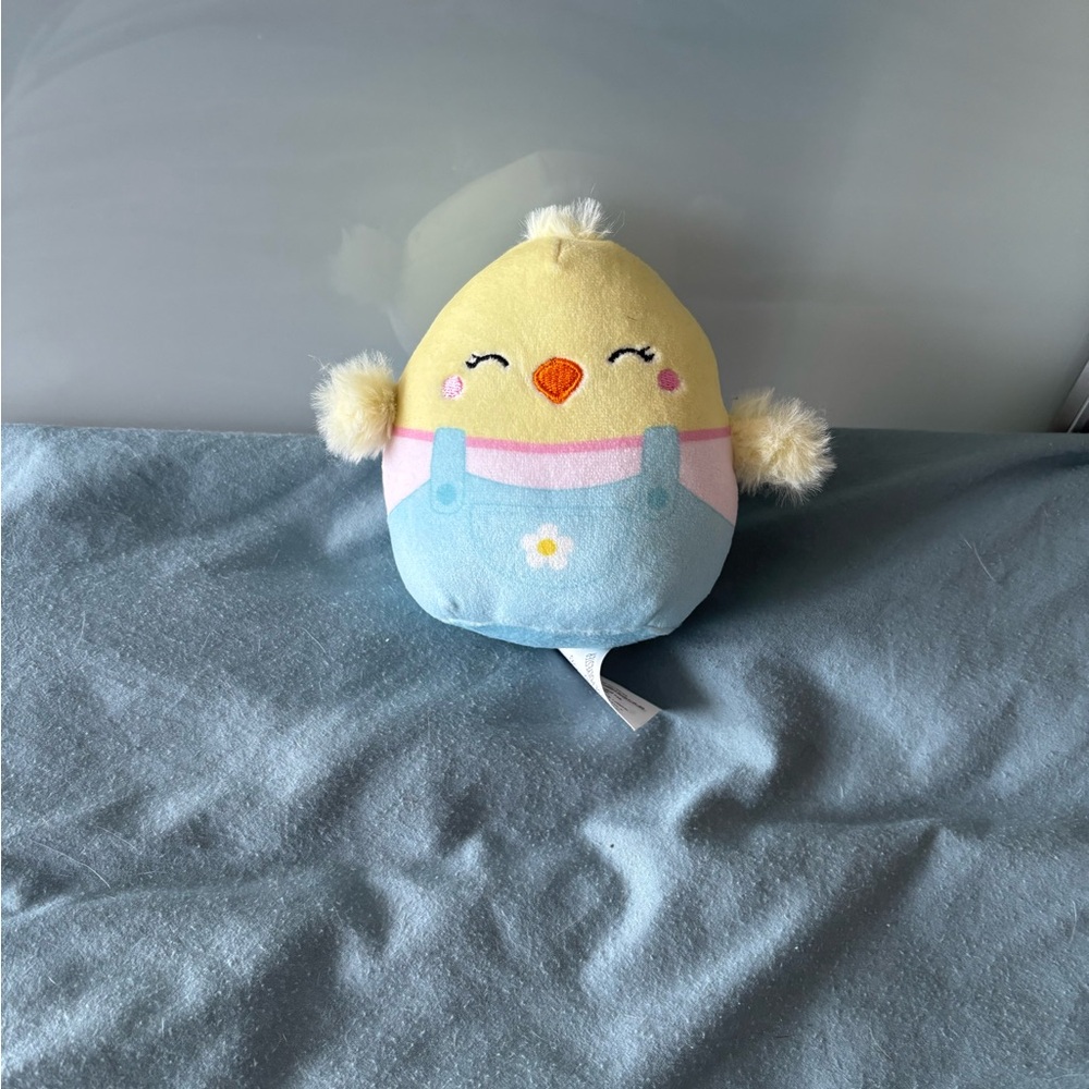 3” chick Easter Squishmallow